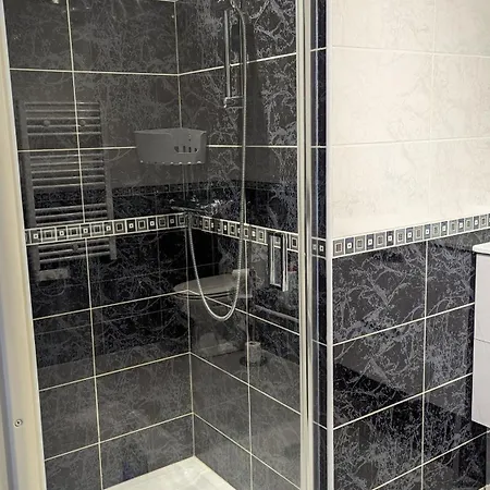 Les Salins A Proche Plages *